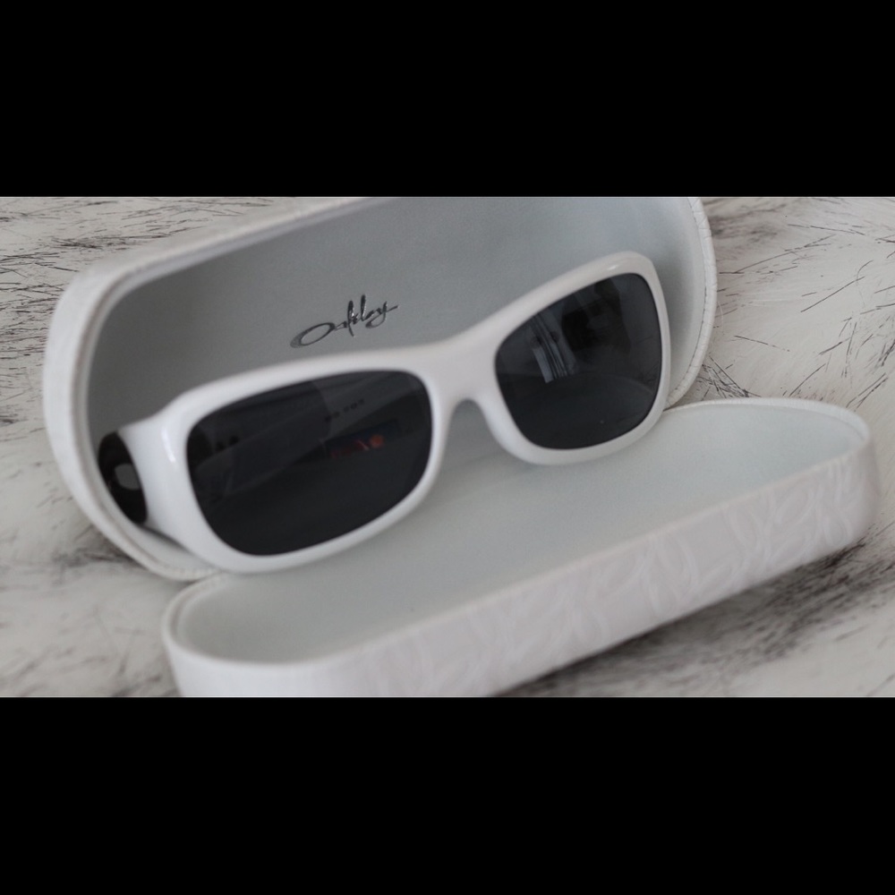 Oakley Sunglasses Flaunt